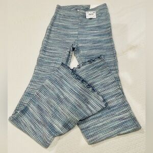 American Eagle NWT- flared pants. Size Small
